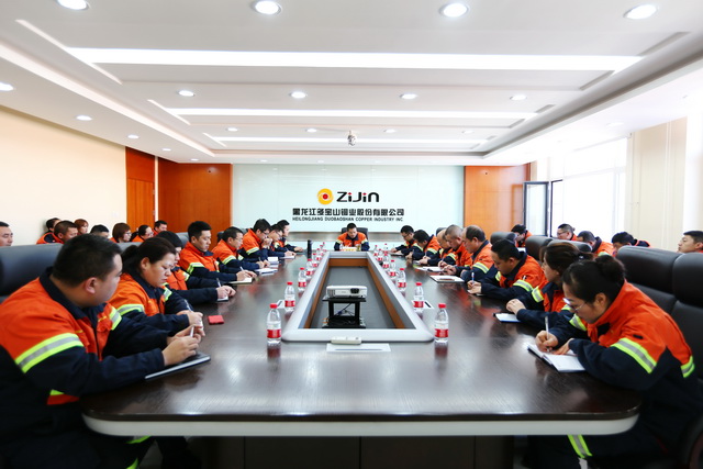 賴桂華強(qiáng)調(diào)：以筑牢后勤服務(wù)根基強(qiáng)化企業(yè)軟實力-640.JPG