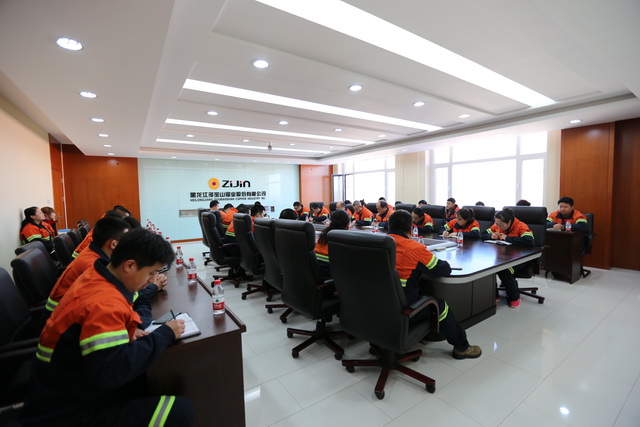 賴桂華強(qiáng)調(diào)：以筑牢后勤服務(wù)根基強(qiáng)化企業(yè)軟實力 (3)-640.JPG