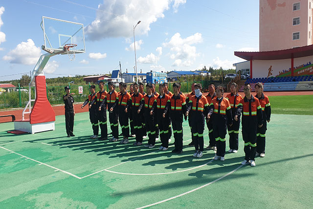 新員工軍訓(xùn)1.jpg