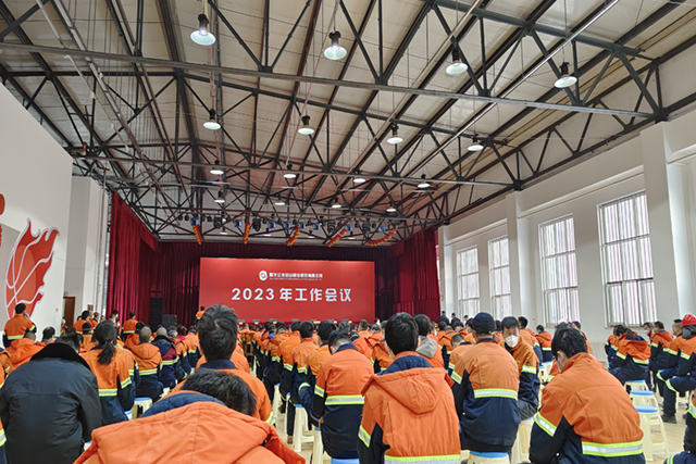 不懼浮云遮蔽日，待得云開霧散時(shí)2.jpg